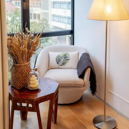 Stylish Flat With Workspace & Garage By Hostwise Apartament *
