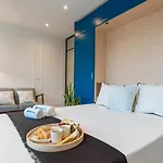 Stylish Flat With Workspace & Garage By Hostwise 포르투