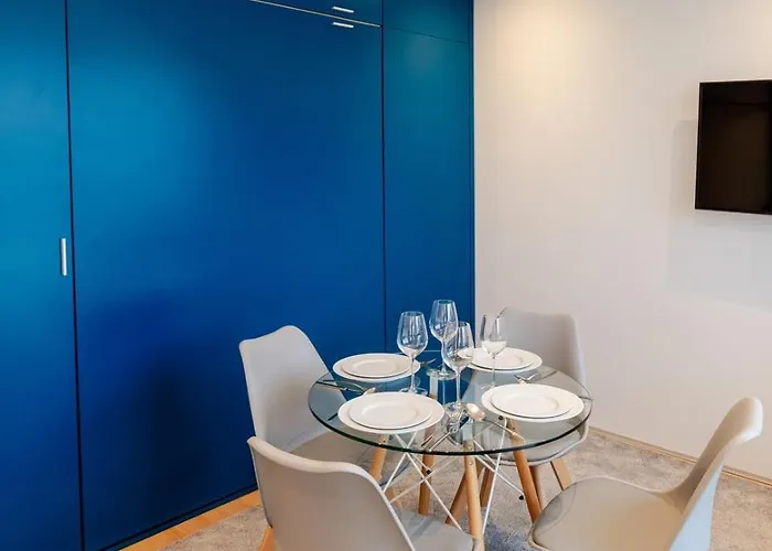 Stylish Flat With Workspace & Garage By Hostwise * Porto