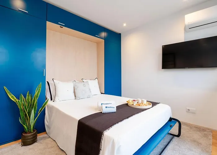 شقة Stylish Flat With Workspace & Garage By Hostwise *